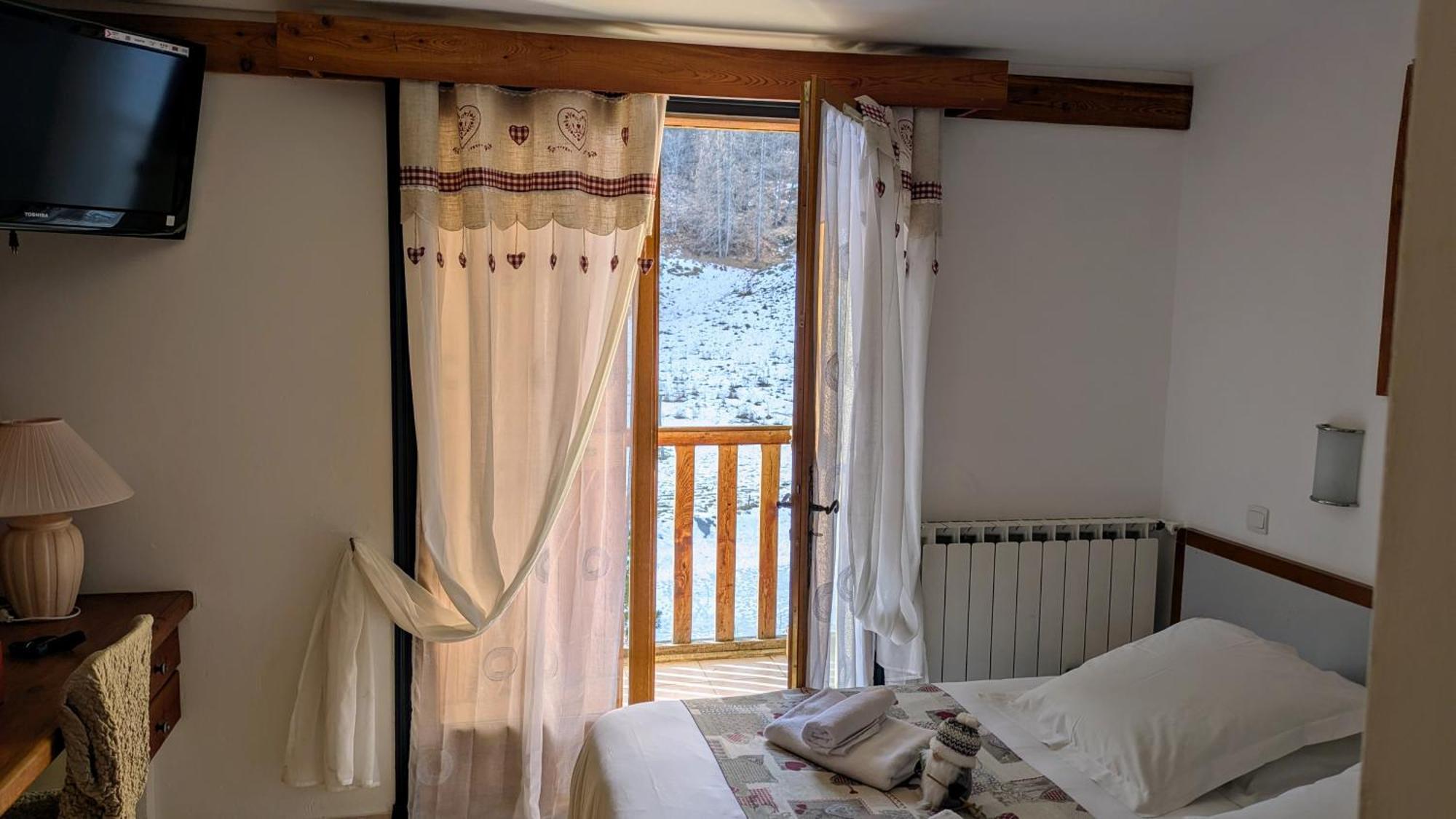 Hotel Le Bataclan Auron Esterno foto